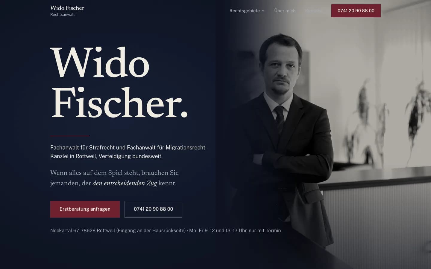 Erster Bildschirm von Rechtsanwalt Wido Fischer, eine Website für eine Anwaltskanzlei in Rottweil, Bildschirmfoto mit 3 nummerierten Anmerkungen